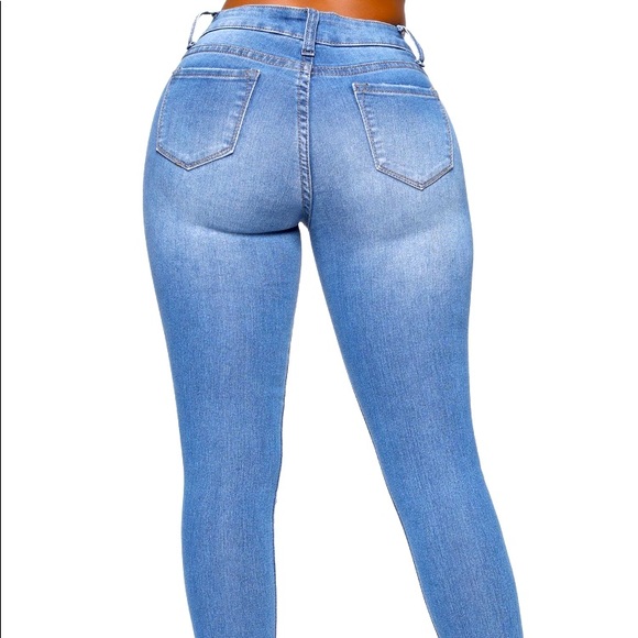 Ripped Ankle Jeans - Picture 3 of 4